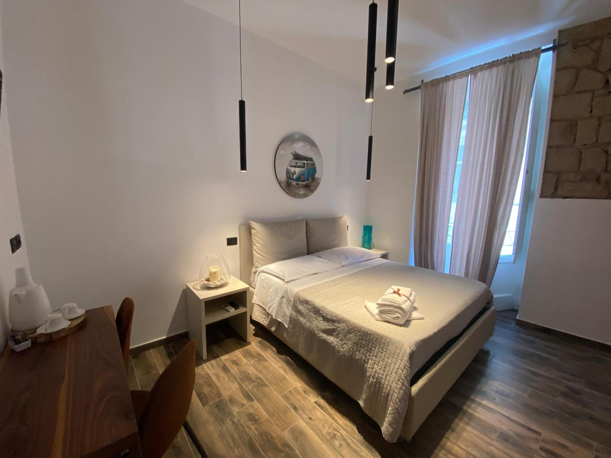 Holiday Guesthouse Bed and breakfast Salerno